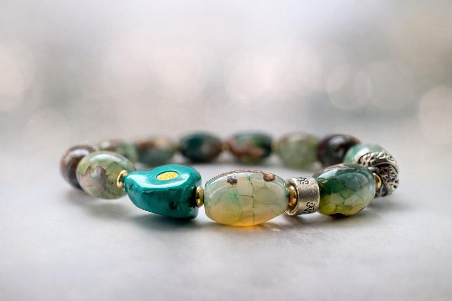 Tibetan Style Dzi Bracelet – Single Strand Beaded Bracelet with Turquoise Accent