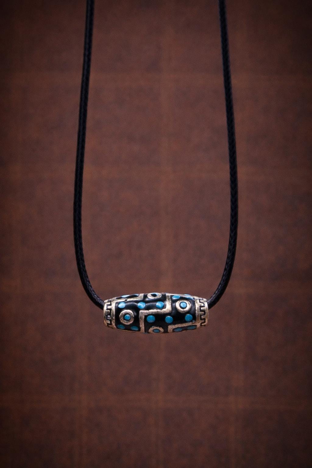 Nine-Eye Dzi Necklace for Women – Tibetan Vintage Pendant