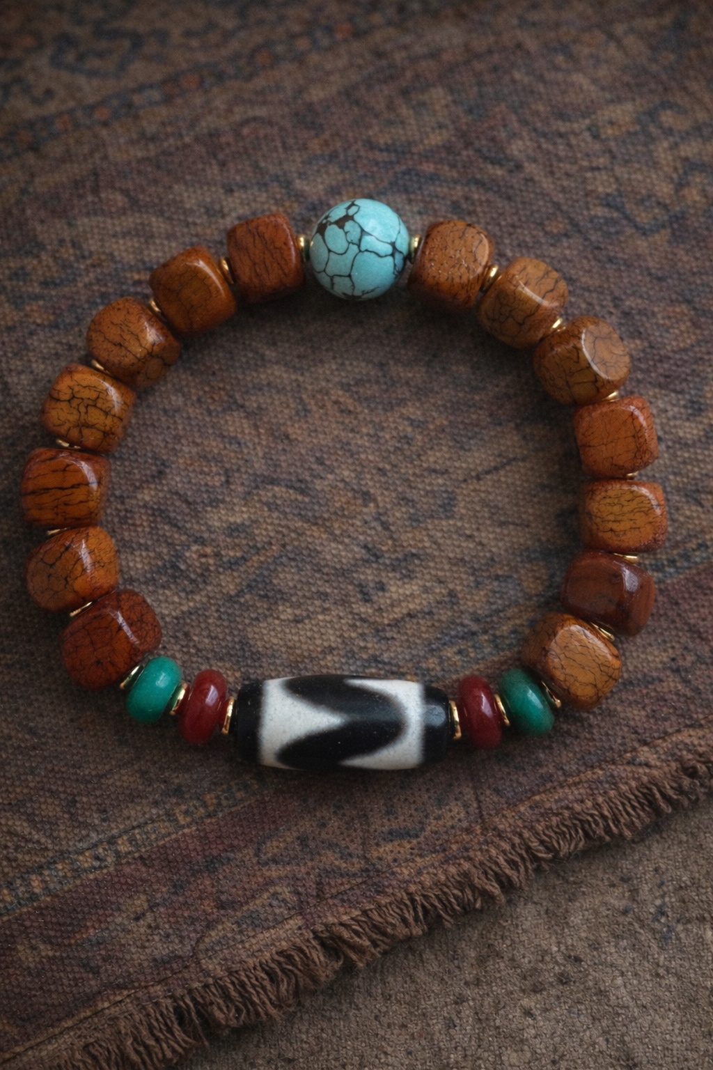 Yak Bone & Turquoise Dzi Bead Bracelet – 8mm Handcrafted Tibetan-Style Mala
