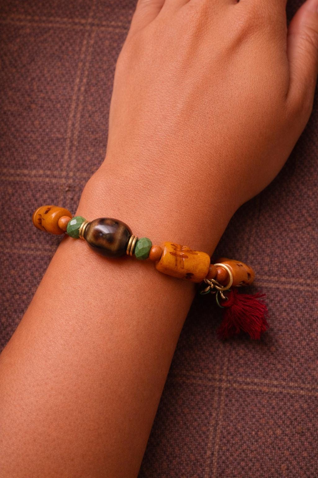 Tibetan Yak Bone Carved Bracelet with Dzi Bead – Brass Accent | Vintage Style