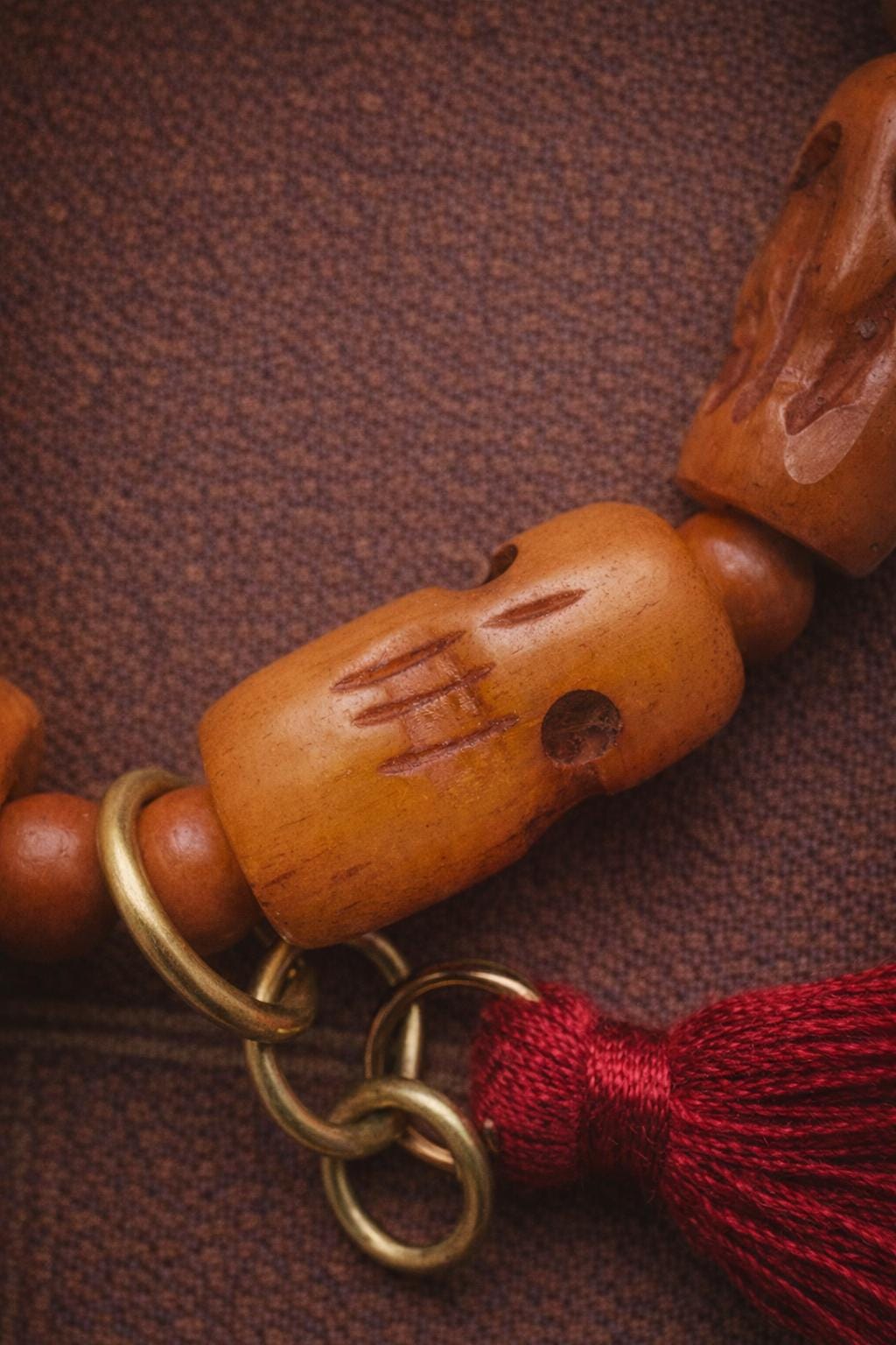 Tibetan Yak Bone Carved Bracelet with Dzi Bead – Brass Accent | Vintage Style