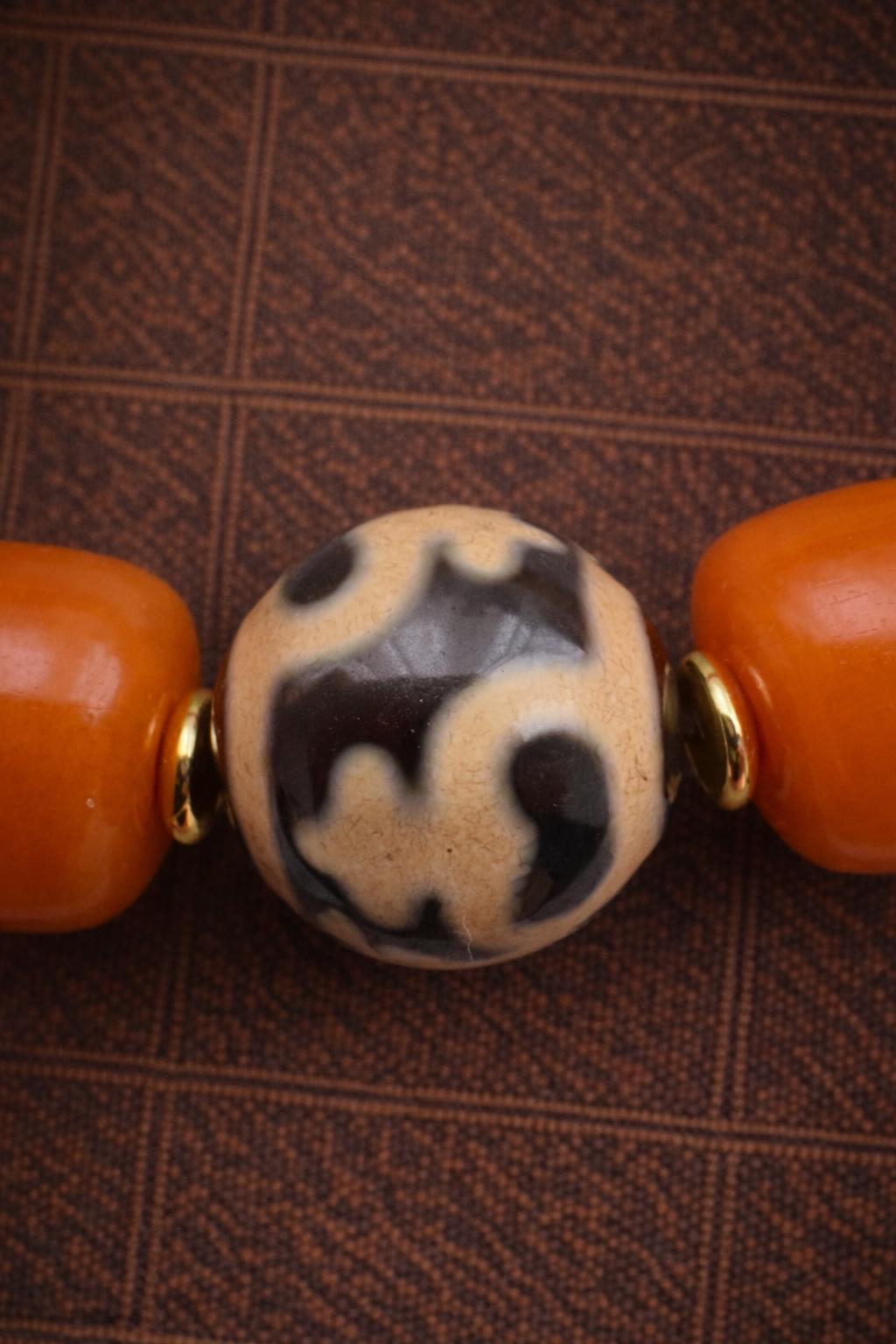 Yellow Yak Bone Bracelet with Vase Dzi Bead | Tibetan Style Unisex Bracelet