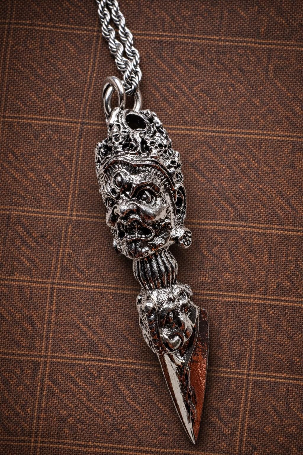 Mahakala Phurba Necklace – Tibetan Ritual Dagger Amulet | Vintage Spiritual Pendant