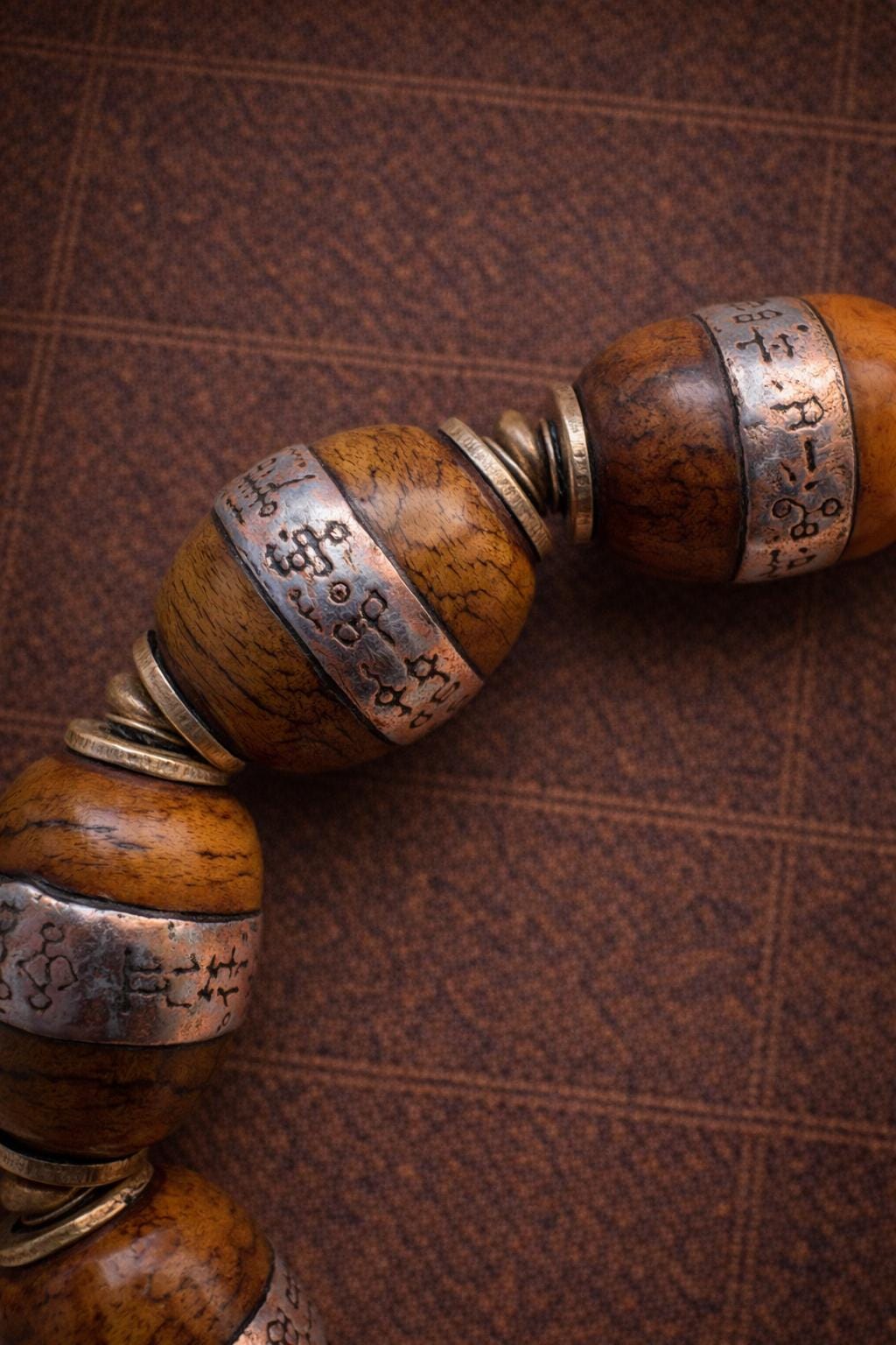 Tibetan Yak Bone Bracelet – Vintage Silver & Tassel