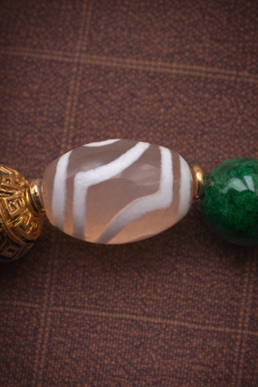 Tibetan Multi-Bead Bracelet – Yak Bone, Dzi Bead & Agate | Vintage Spiritual Charm Bracelet