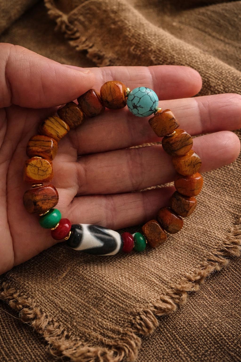 Yak Bone & Turquoise Dzi Bead Bracelet – 8mm Handcrafted Tibetan-Style Mala