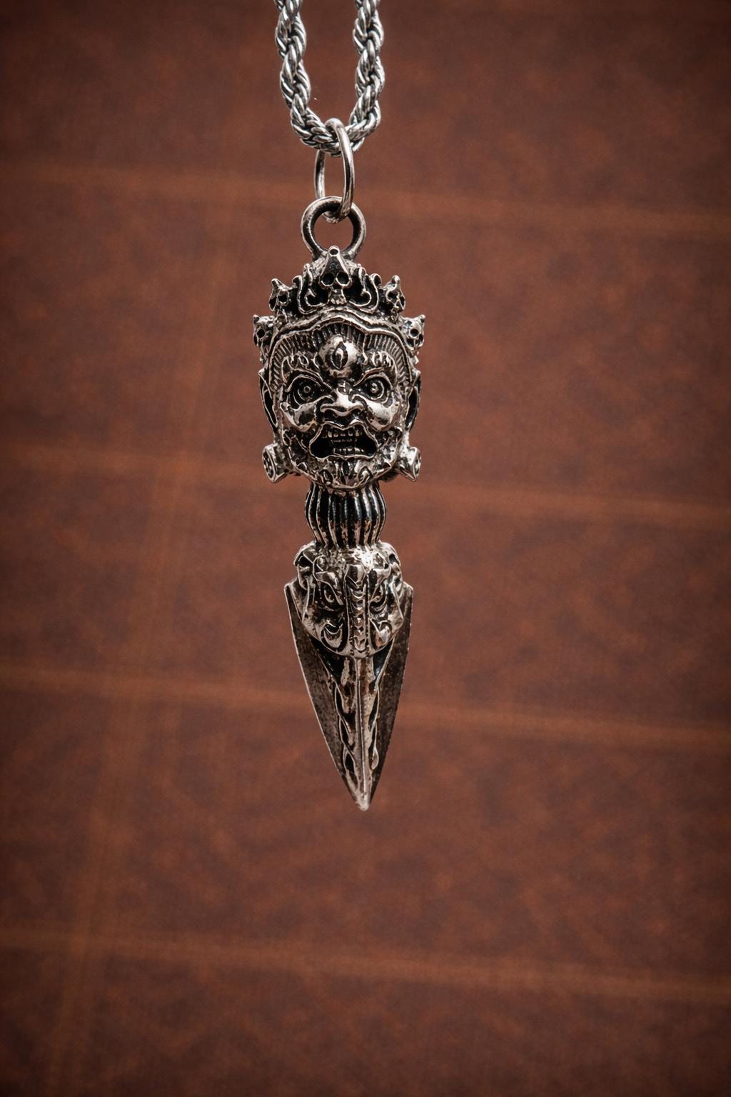 Mahakala Phurba Necklace – Tibetan Ritual Dagger Amulet | Vintage Spiritual Pendant