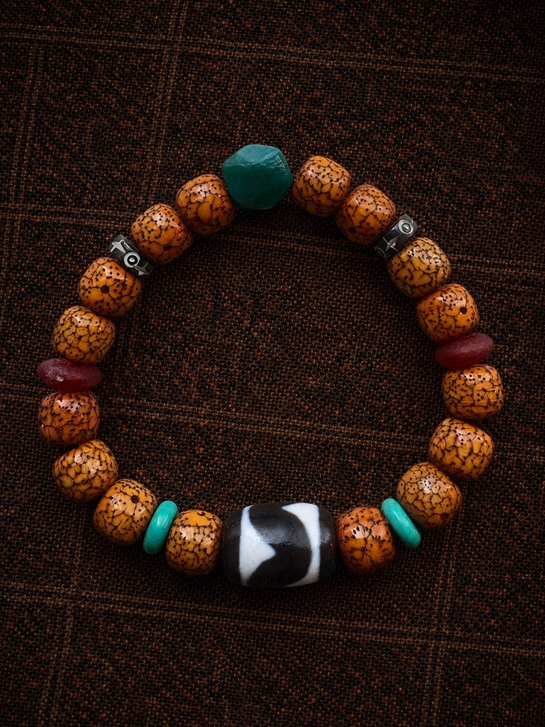 Vintage Bodhi Seed Mala Bracelet with Dzi Bead – Tibetan-Inspired Prayer Beads, Spiritual Meditation Jewelry