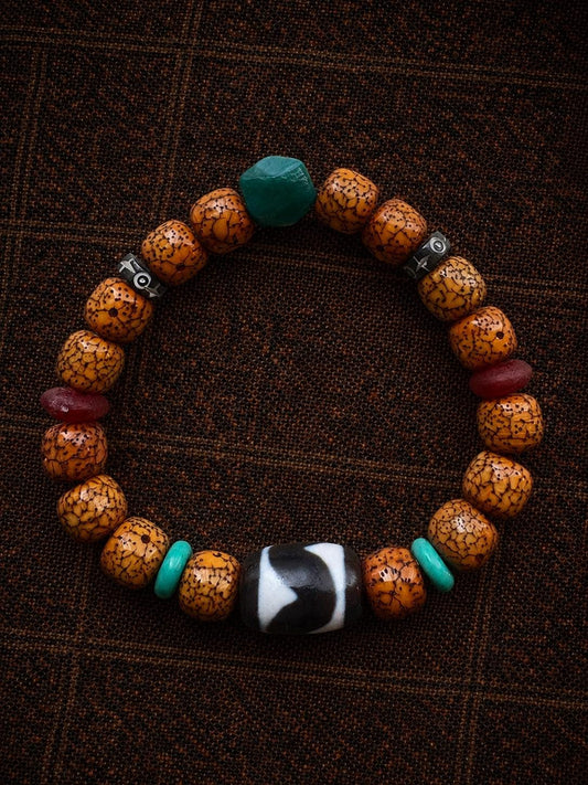 Vintage Bodhi Seed Mala Bracelet with Dzi Bead – Tibetan-Inspired Prayer Beads, Spiritual Meditation Jewelry