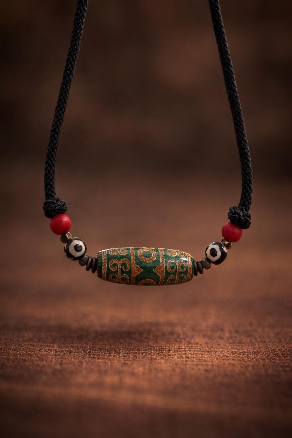 Tibetan Agate Dzi Necklace – Vintage Ethnic Artisan Jewelry
