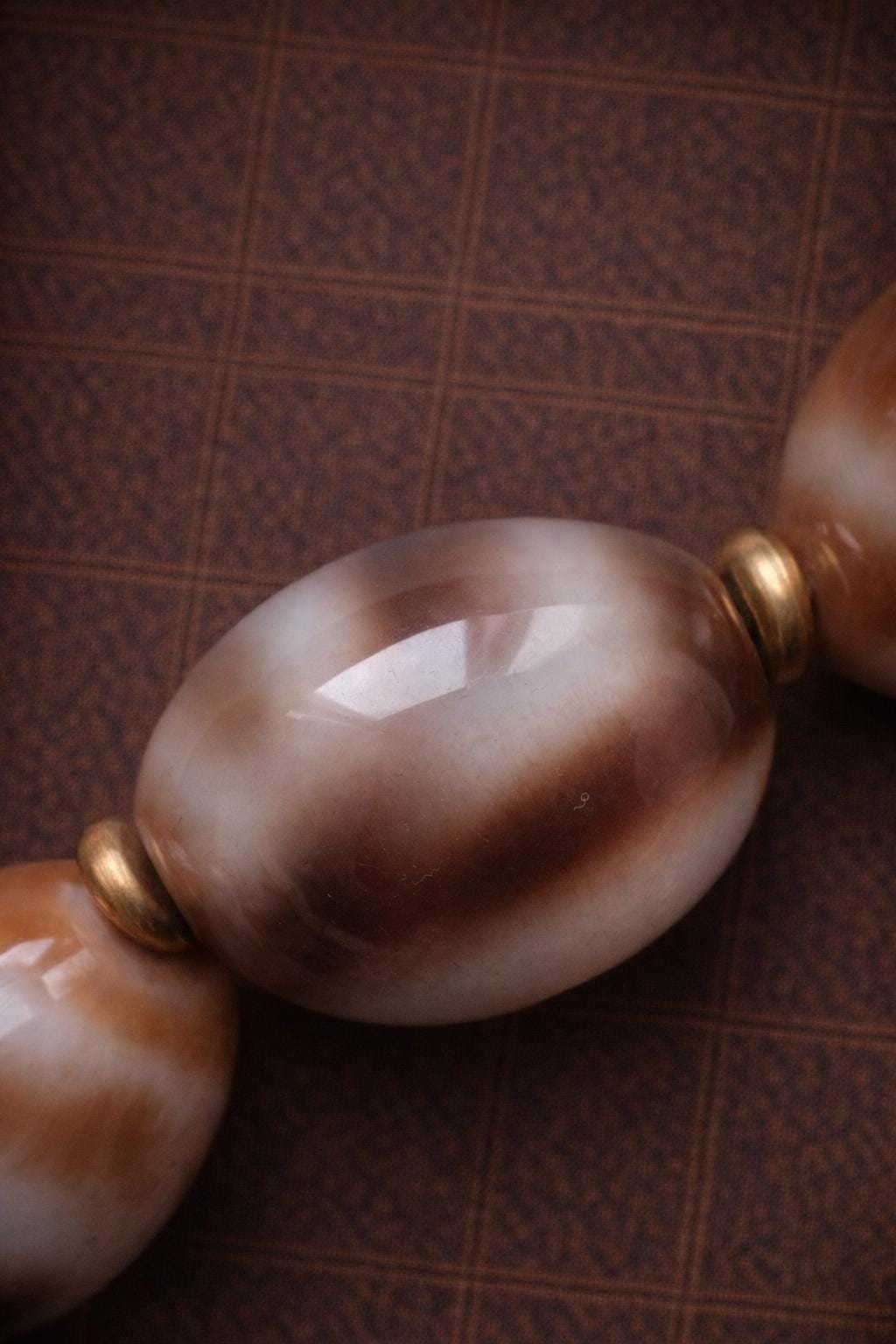 Tibetan Dzi Agate Bracelet – Three-Eye & Vase Beads | Artisan Bracelet