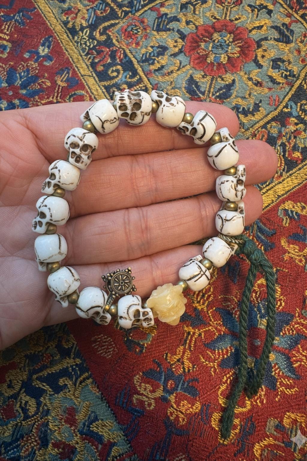 Yak Bone Skull Bracelet – Tibetan Vintage Protection Amulet for Meditation & Strength