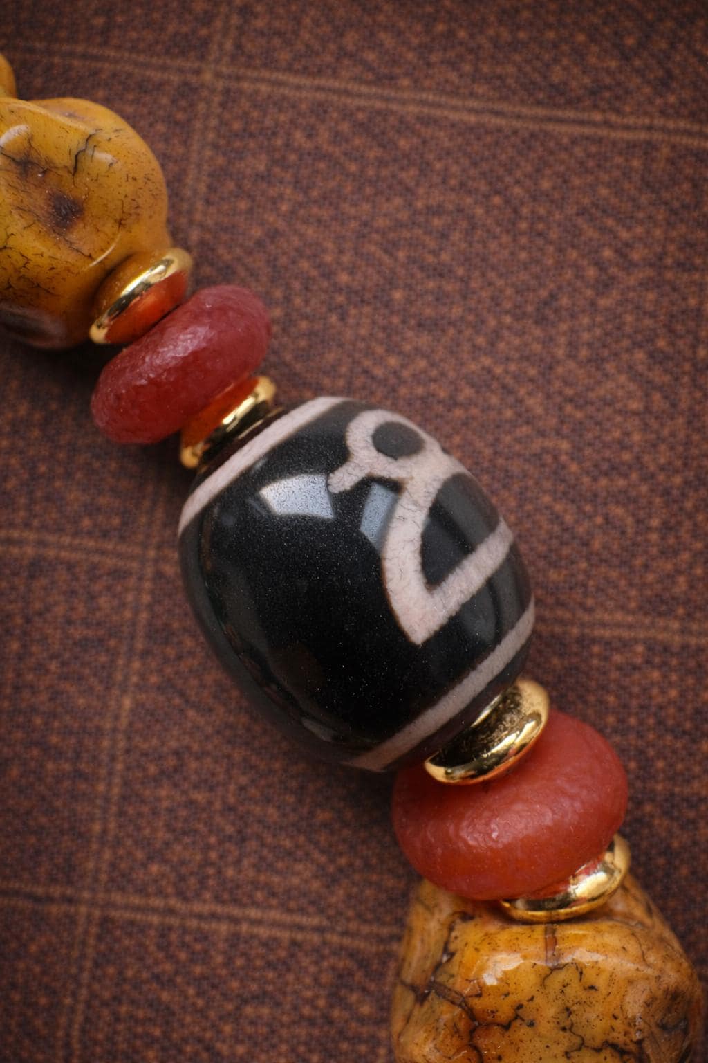 Tibetan Yak Bone Bracelet – Wealth Dzi Bead