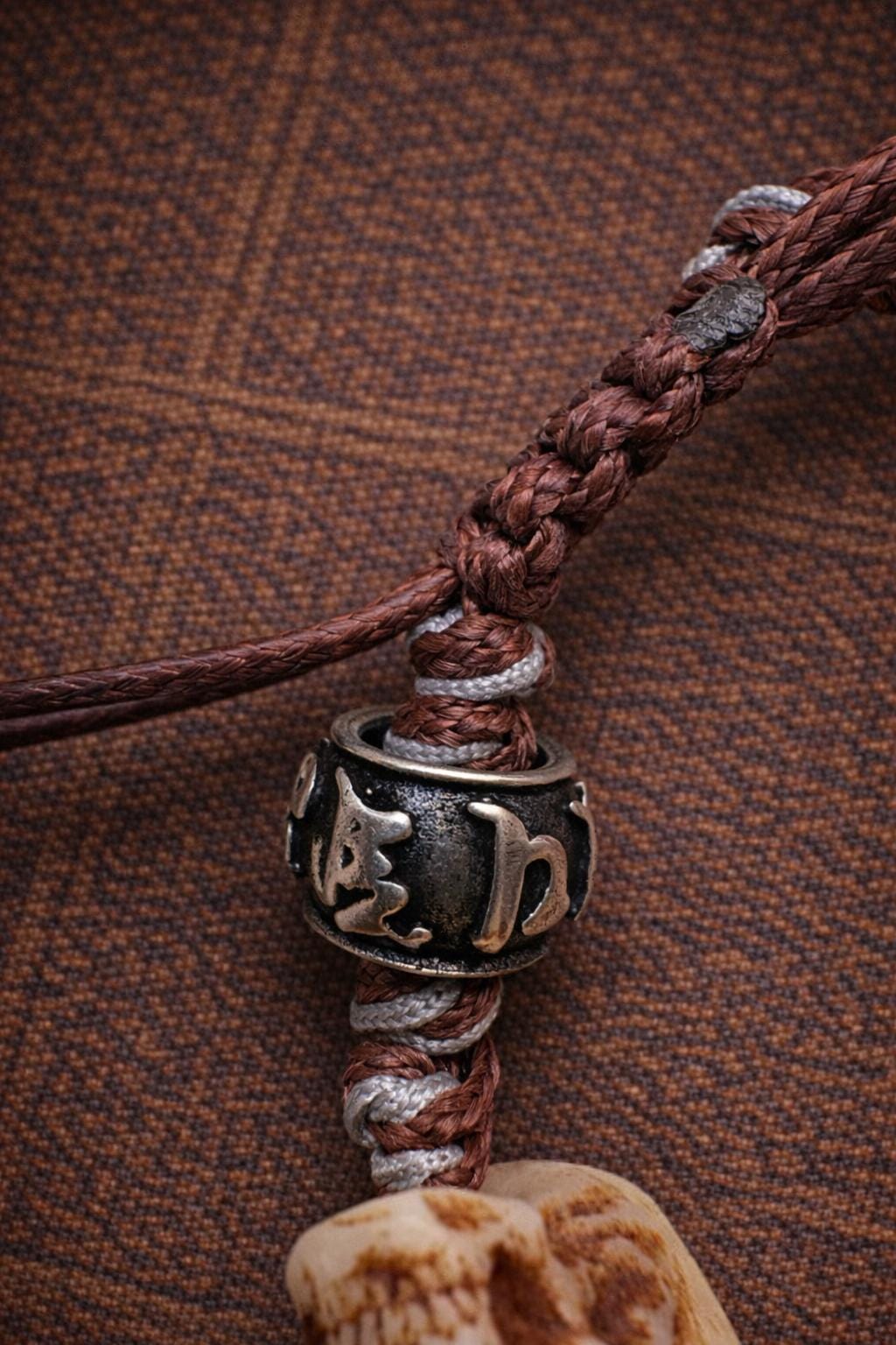 Yak Bone Skull Beaded Bracelet – Tibetan Vintage Amulet with Large Beads