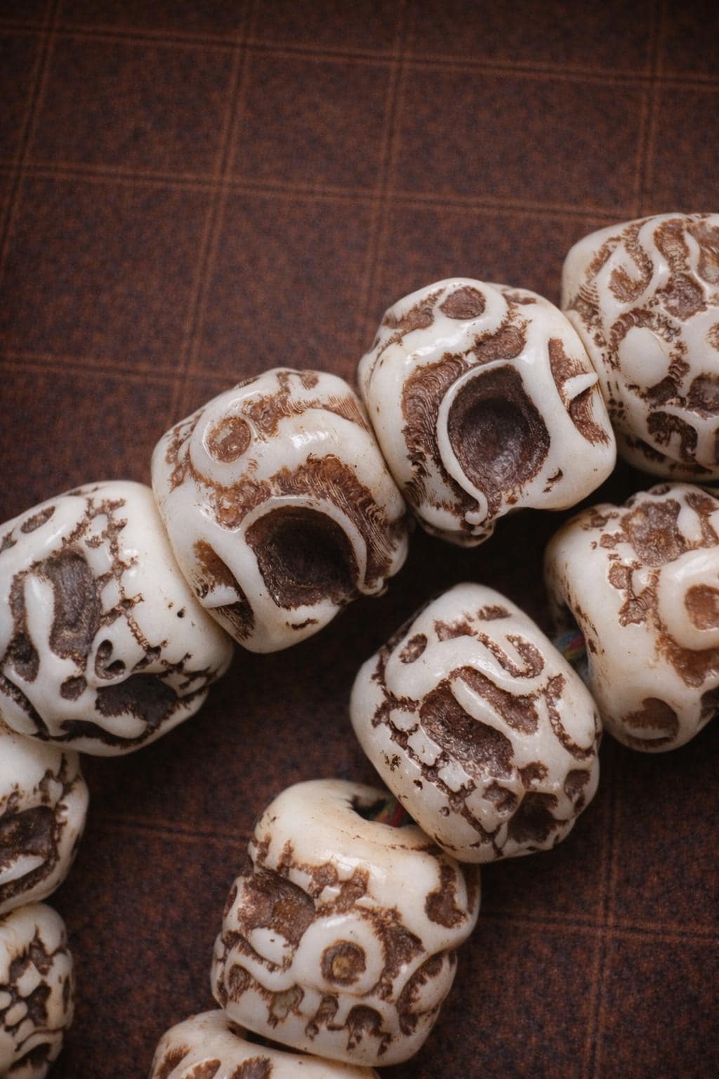 Tibetan Camel Bone Mala Necklace – 110 Bead Hand-Carved Skull Style | 106cm Wearable Meditation Jewelry
