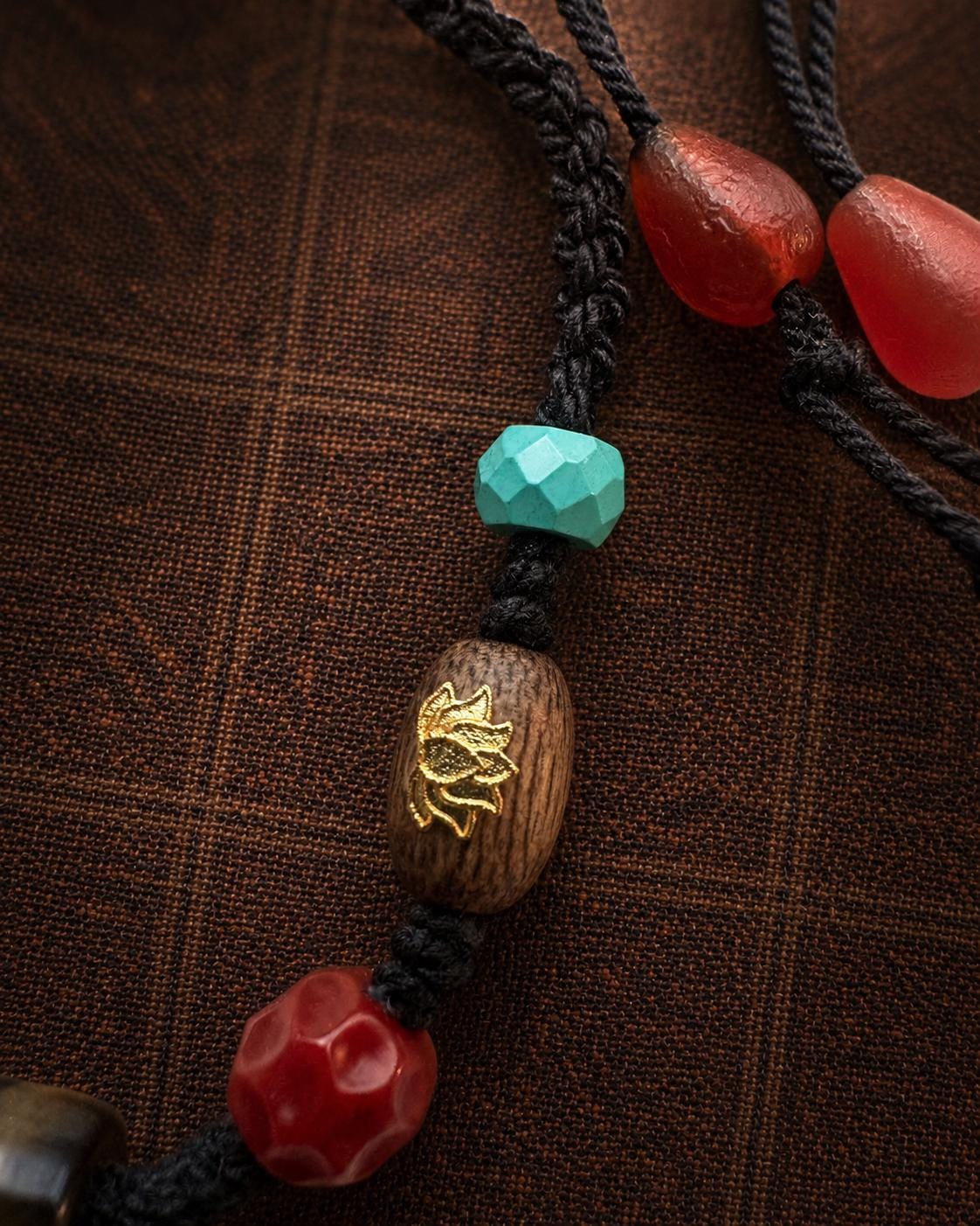 Natural Agate Three-Eye Dzi Bead Pendant Necklace, Tibetan-Inspired Braided Rope Jewelry