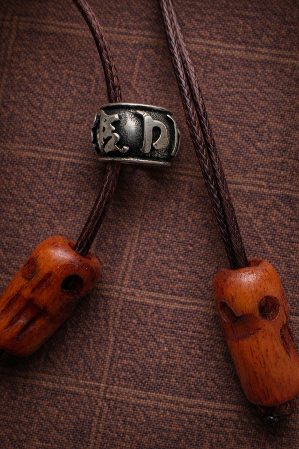 Yak Bone Skull Beaded Bracelet – Tibetan Vintage Amulet with Large Beads