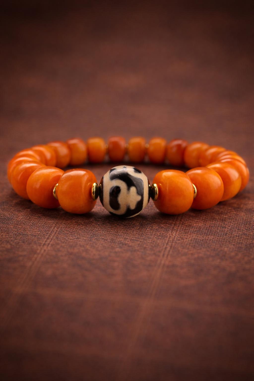Yellow Yak Bone Bracelet with Vase Dzi Bead | Tibetan Style Unisex Bracelet