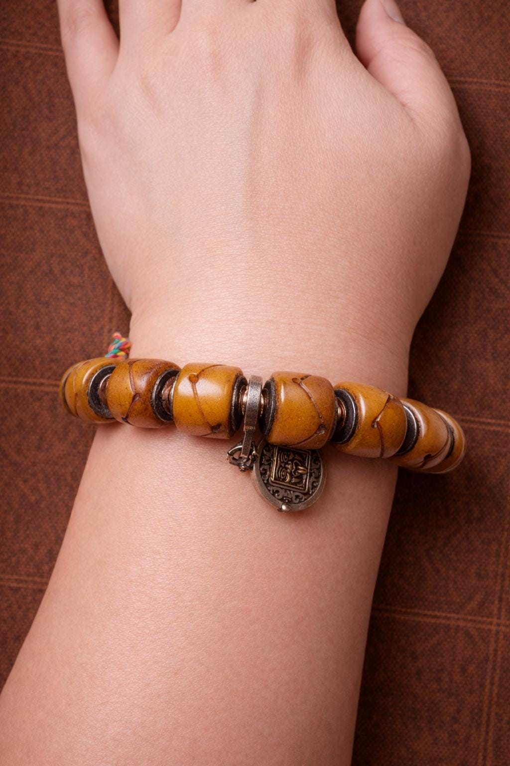 Vintage Tibetan Bone Bracelet – Silver-Inlaid Barrel Beads | Unisex Antique Style