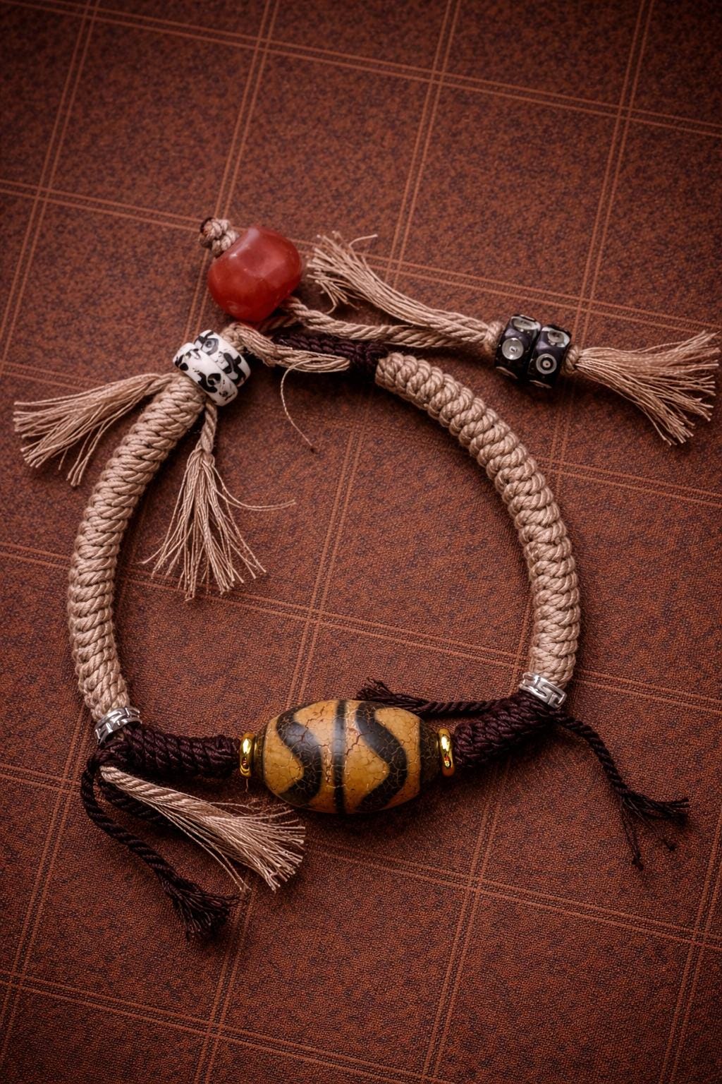 Agate Dzi Handwoven Bracelet – Tibetan Style Adjustable Rope Bracelet