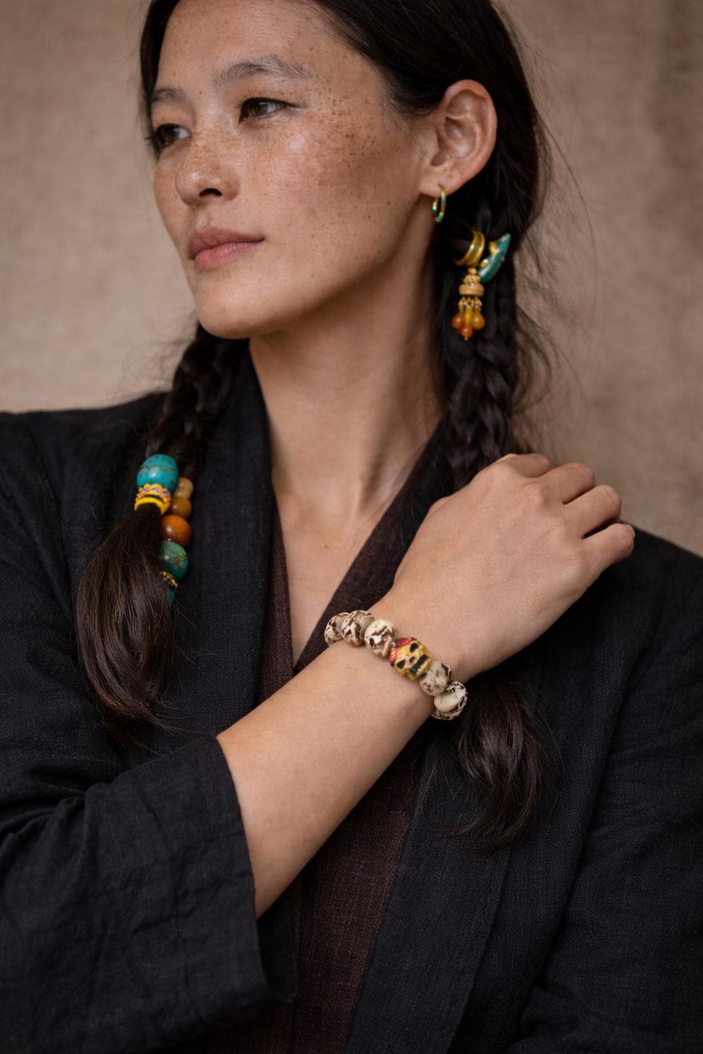 Yak Bone Skull Beaded Bracelet – Tibetan Vintage Amulet with Large Beads