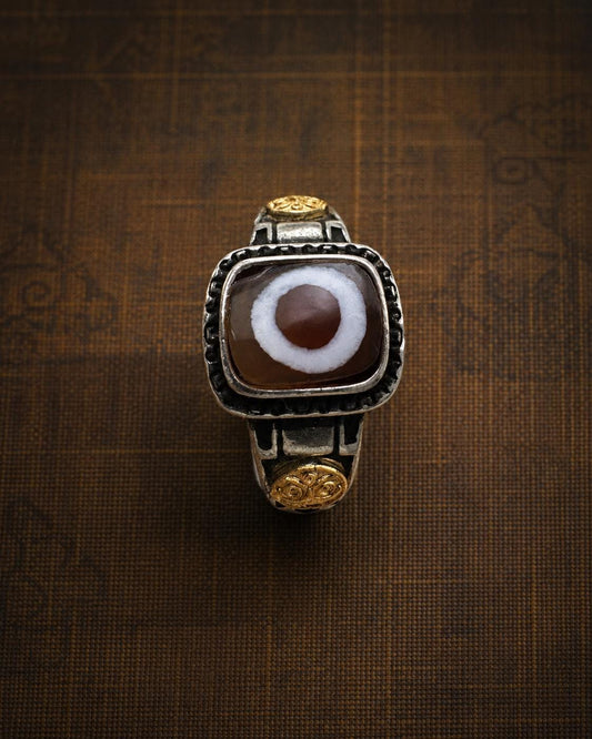 Tibetan Lhamo Dzi Ring, Vintage Adjustable Ring, Symbolic Agate Statement Jewelry